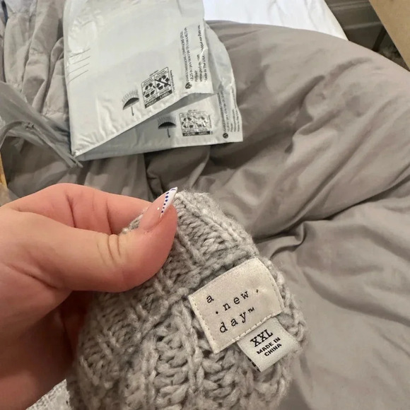 A NEW DAY sweater XXL - Picture 8 of 8